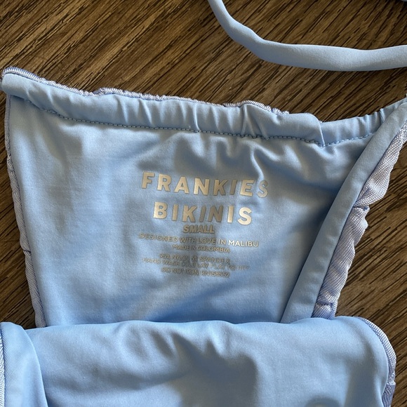 Frankies bikini Tia top and string bottom - Picture 5 of 6